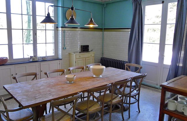 Spacious Spa Villa With Garden - Photo 27