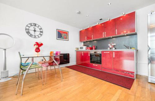 Stunning Spacious City Apartment with free parking - Foto 7