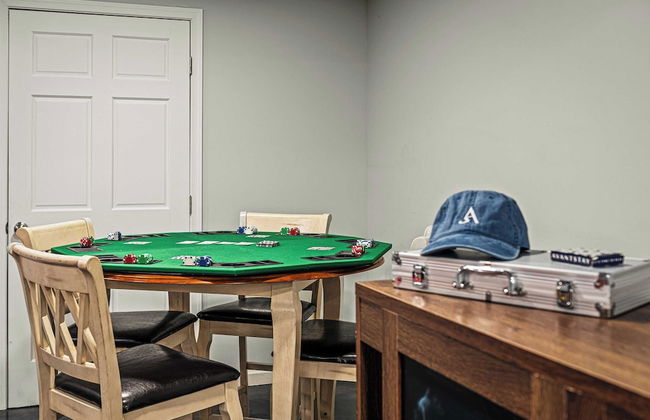 Laker's Pointe by Avantstay Lakefront Private Peninsula Hot Tub, Game Room - Foto 28