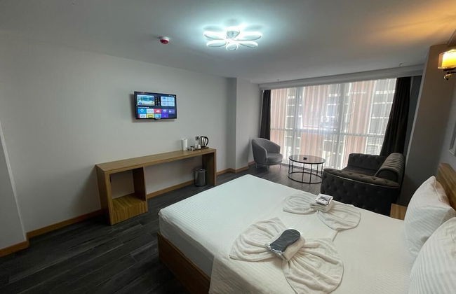 Waves Hotel - Photo 18