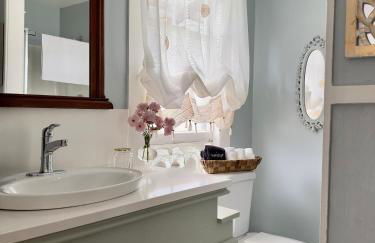 Recharge at Tranquil Sea Salt Cottage in Historic Wiscasset - Foto 37