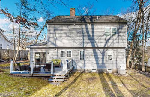 Walk to Transit and Eats! Urban Oasis in Newton - Foto 28