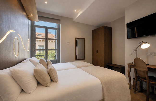 Legazpi Doce Rooms & Suites - Photo 27