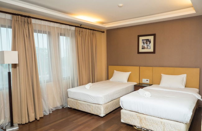 Spacious Studio Room at Grand Setiabudi Apartment - Photo 6