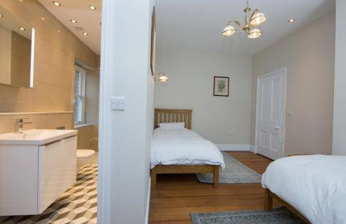 Queen Ann's Close - Photo 26