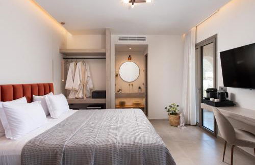 Reveli Suites - Photo 29