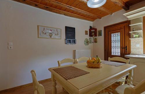 VILLA PEPONI Spacious Traditional Villa with Garden - BBQ & Private Parking - Photo 31