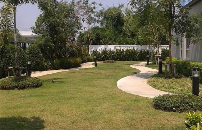 The Kith Condo Garden View - Photo 12