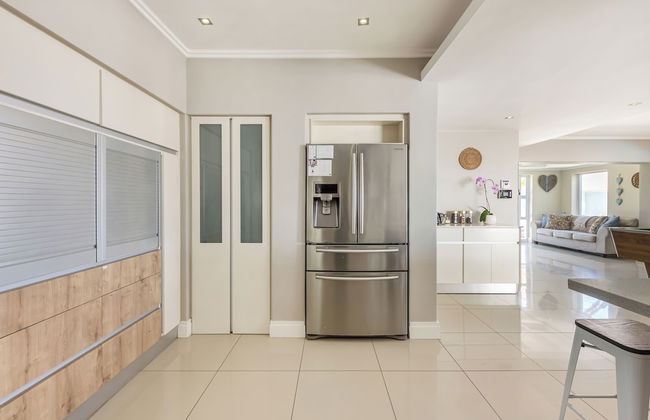 Beachfront, Private Pool, Pizza Oven, Pool Table, Fast Internet, Family Friendly - Photo 39