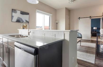 Landing Stunning 2BD Gym Rooftop Lounge - Foto 2