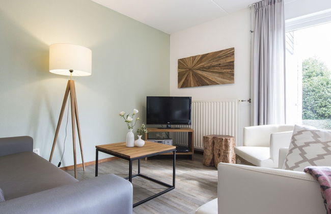 Charming Villa in Natural Surroundings - Photo 6