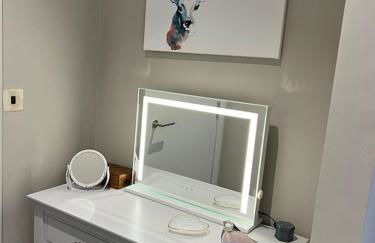 River Vista Retreat - Luxury duplex Apt - Views - Parking - Cycle storage - Spa access option - Foto 51