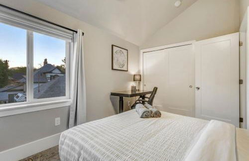 Baby Blue - Hot Tub Easy Access to Top Locations - Foto 39