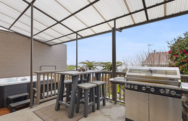 Lakeview Escape with spa - sauna - patio - Photo 44