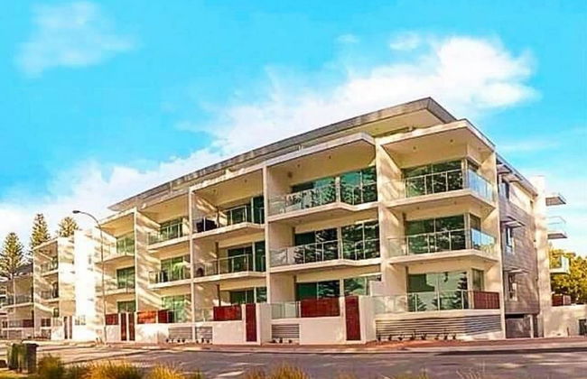 Breeze Beachfront Apartments - Foto 23