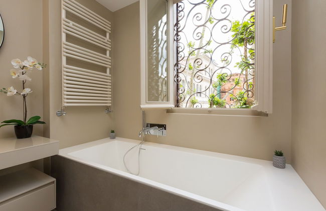 Amazing View Colosseo - Photo 41