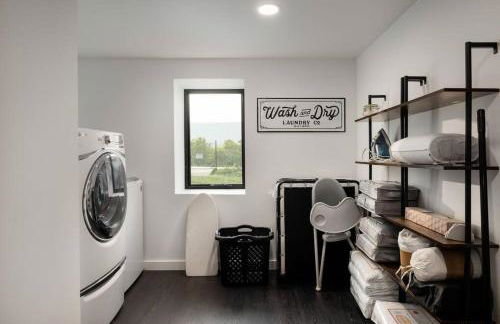 Riverside Rose Cabin: Luxe*LogCabin*MtnView*Sleeps12*Secluded*Shenandoah - Foto 26