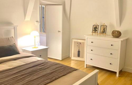 Charmant F2 Atypique Coutances centre - Foto 10