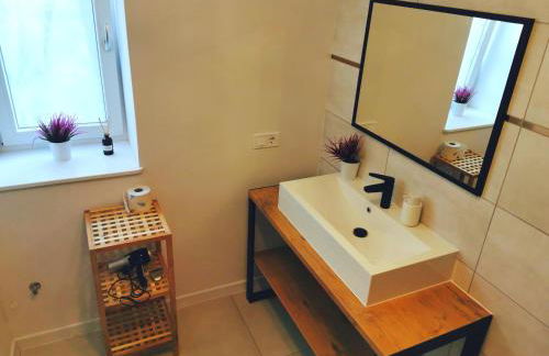 Under the Hill 2 - Foto 18