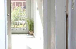 Moderne Wohnung mit Balkon, Küche, Garten Smart-TV - Photo 10