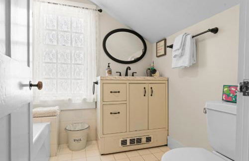 Historic Waterfront Home and Cottage - Foto 43