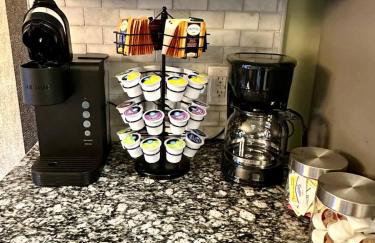 Theater and game rooms 5 bedrooms 2 king size beds TikTok and social media wall - Foto 32