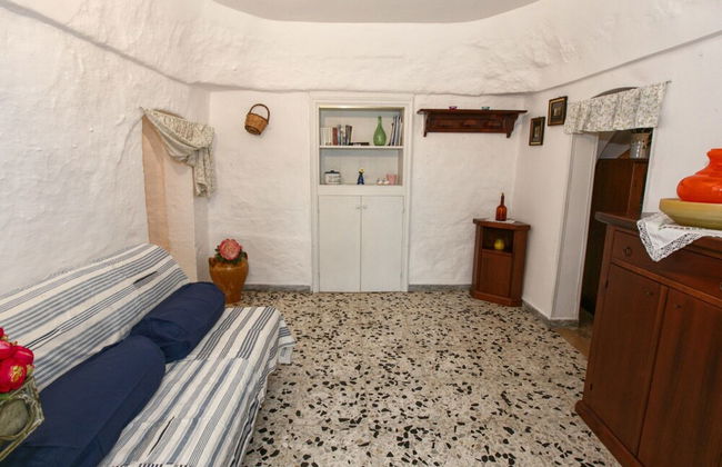 Typical Trullo with Conical Roof in Excellent Area near Sea - Foto 5