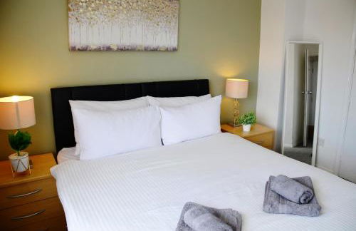 SM Dreams Unlimited Serviced Accommodation- Stanwell-Staines-Heathrow - Foto 62