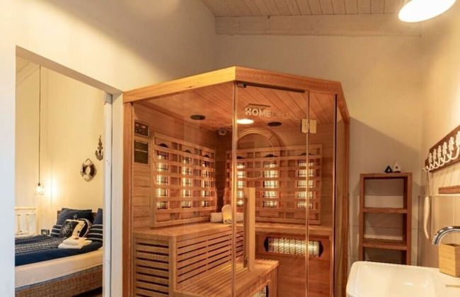 Fordebrise Modern Retreat - Photo 1