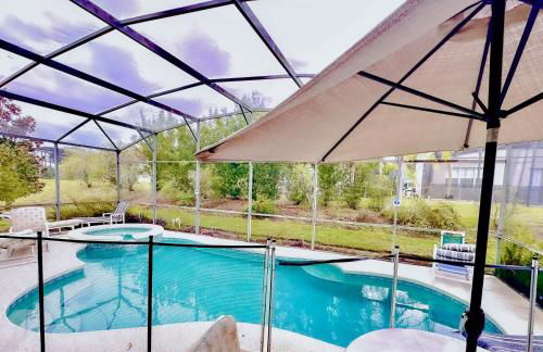 Charming family retreat with Pool & Amenities Disney & top Attractions - Foto 43