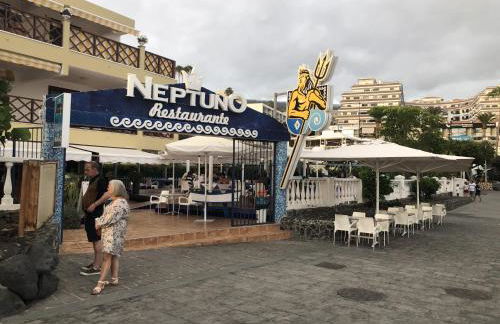 Max Neptuno 1st Line Beach Ocean View Apartment - Foto 29