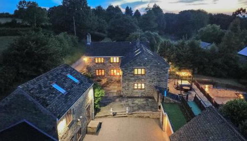 Rural Retreat with Hot Tub, Fire Pit & Games Room - Foto 2