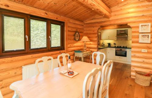 Roseberry Lodge 3 - Photo 4