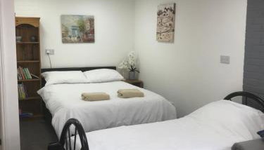 Annexe in lymington with private use of hot tub - Foto 5