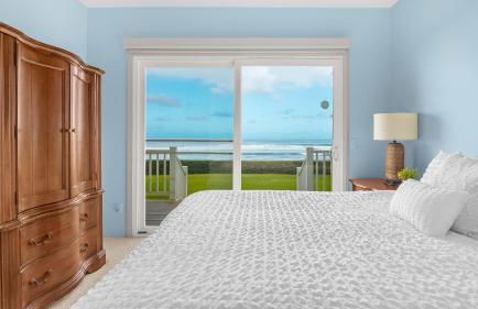 Beachfront Retreat w Ocean Views Bikes Balconies Ocean Haven by Avantstay - Foto 30
