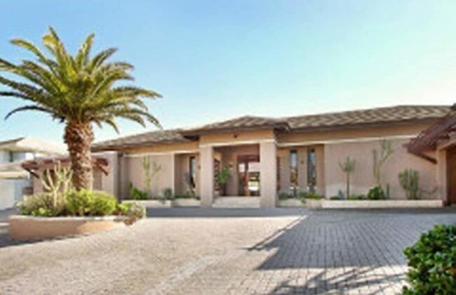 Luxury Vacation Villa - Photo 1