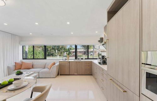 Lush Florida King Bed Studio - Dog Friendly Oasis - Foto 11