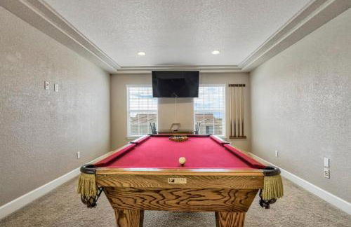 4BR Hot Tub Pool Table, Ping Pong, Foosball! - Foto 6