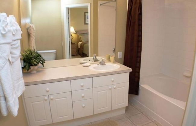 3 Bedroom 3 Bath Townhouse in Gate Resort - Foto 15