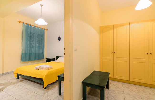 Regina Apartments - Photo 31