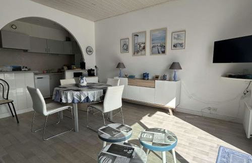 Appartement cosy avec terrasse près du port - FR-1-224B-210 - Foto 6