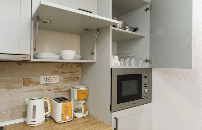 Aki Gray Apartment Serene Oasis - Photo 37