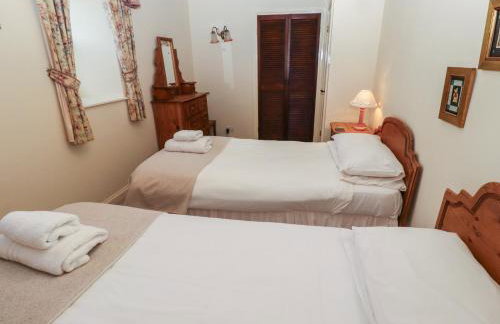 Periwinkle - Photo 20