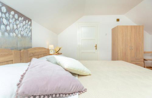 The Loft - Photo 30