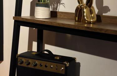 Redwing Retreat Bicester Village - Stylish Retreat Steps from the Shops - 2 Bed House with Garden and Parking - Foto 29