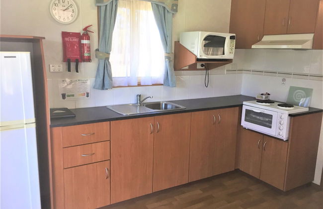 Junee Tourist Park - Photo 23