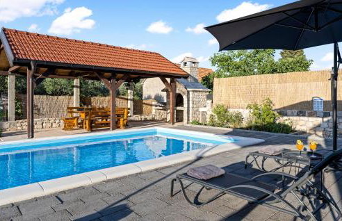 Gorgeous Home In Drinovci With Wifi - Foto 11