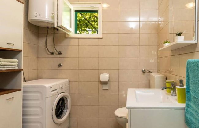 Tranquil Oasis Holiday Home Primorski Dolac With Pool - Foto 14