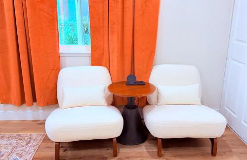 Minutes to ONT Airport And Entire Home With Billiards - Foto 52