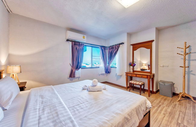 Hillside Plaza & Condotel 4 Downtown - Photo 8